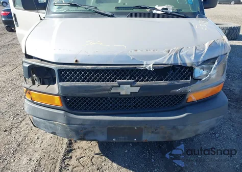 2008 Chevrolet Express Work Van from USA, damaged, VIN 1GCGG25C981158237